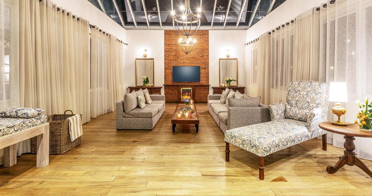 W15 Lake Gregory Nuwara Eliya Extérieur photo